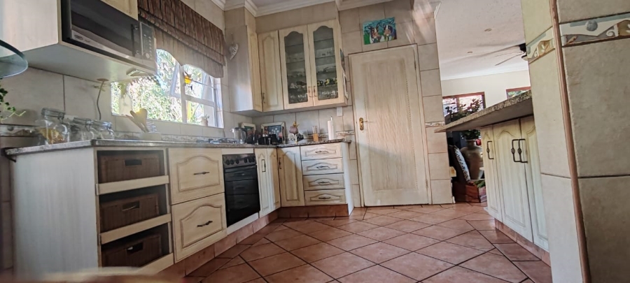 4 Bedroom Property for Sale in Melodie North West